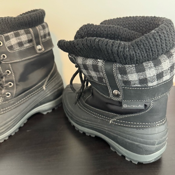 Outbound Winter Boots - Picture 4 of 4